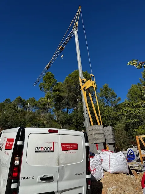 Location grue GMA ou GME, Fréjus, Red One Dépannage Grues